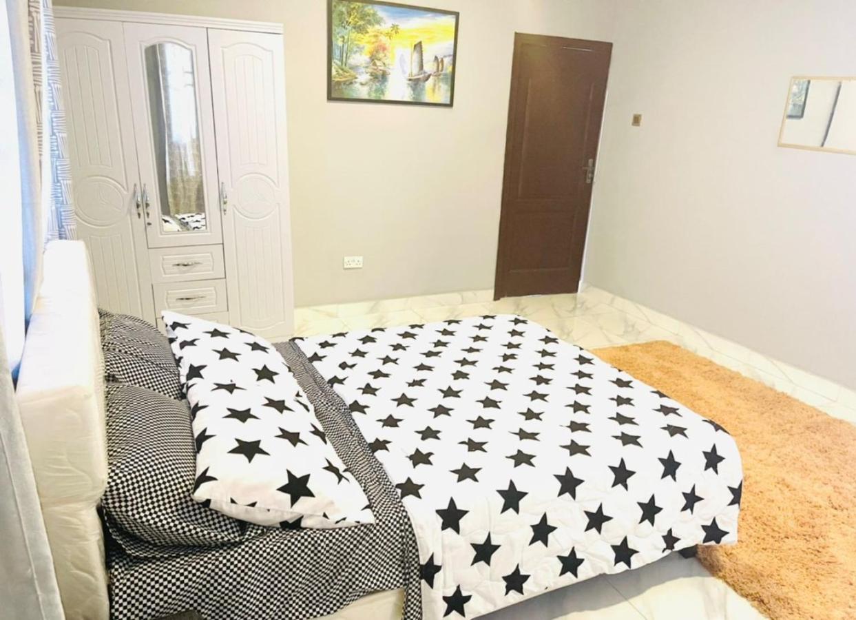 Detouz Lodging Apartment Accra Exterior foto